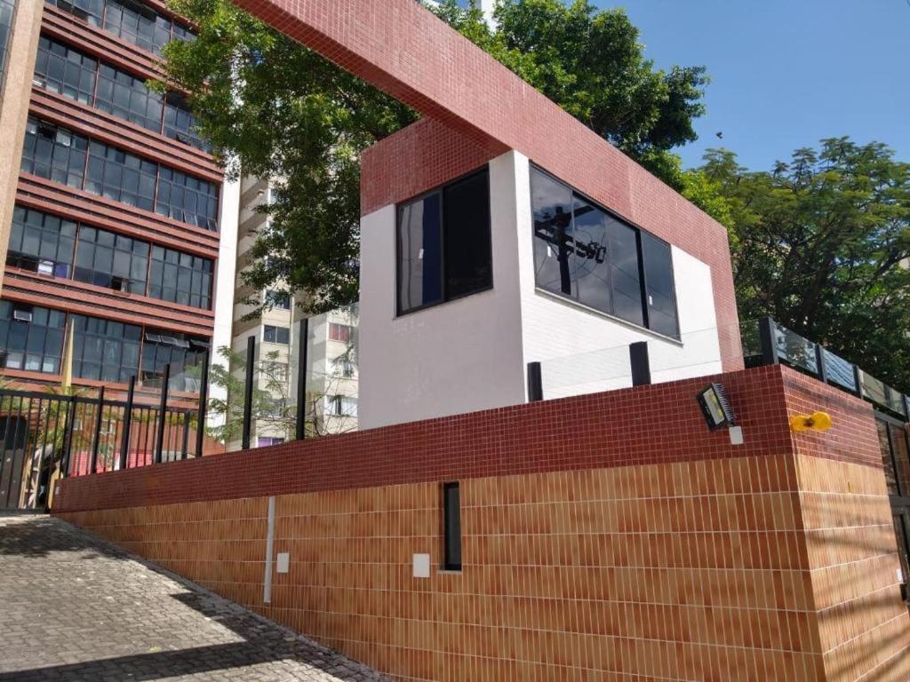 Maravilhoso Apartamento 2 Quartos Com Ofuro Porto Da Barra Salvador Summer Barra Flat Экстерьер фото