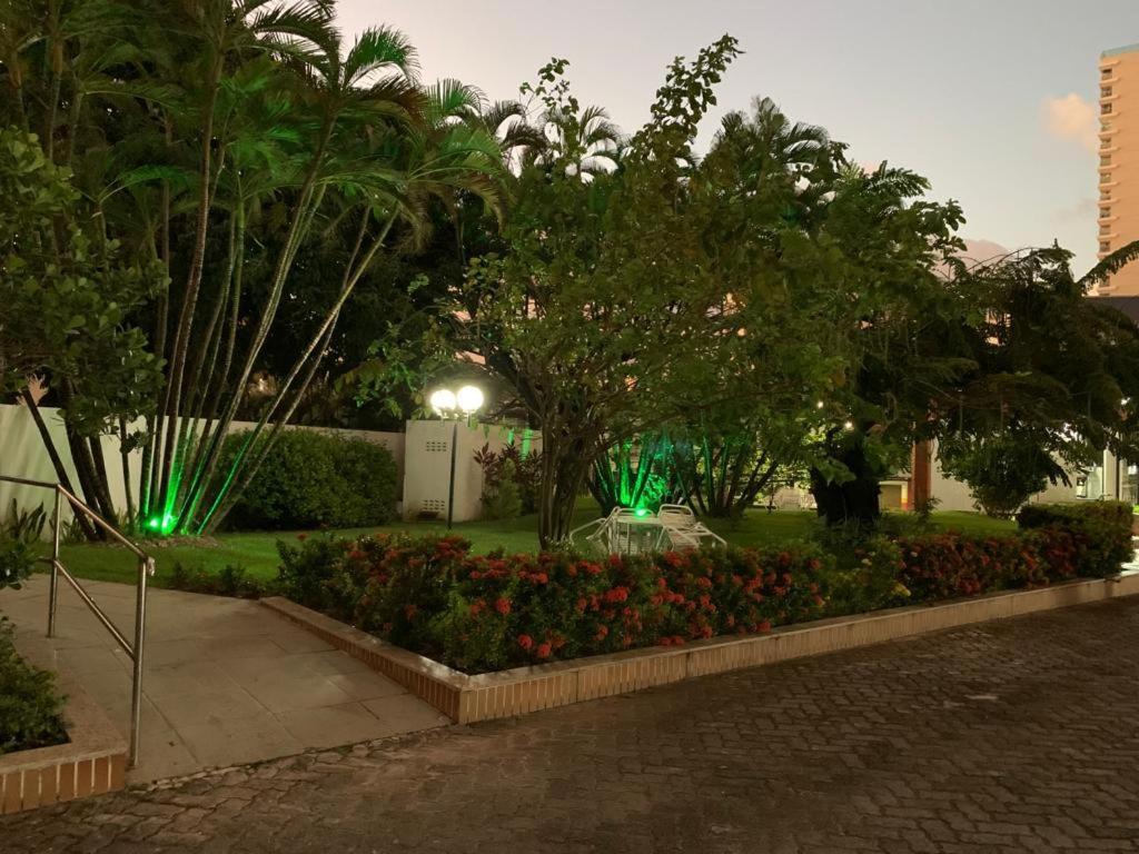 Maravilhoso Apartamento 2 Quartos Com Ofuro Porto Da Barra Salvador Summer Barra Flat Экстерьер фото
